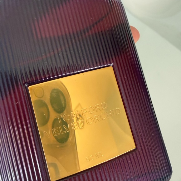 Tom Ford Velvet Orchid more than half full - Picture 3 of 7